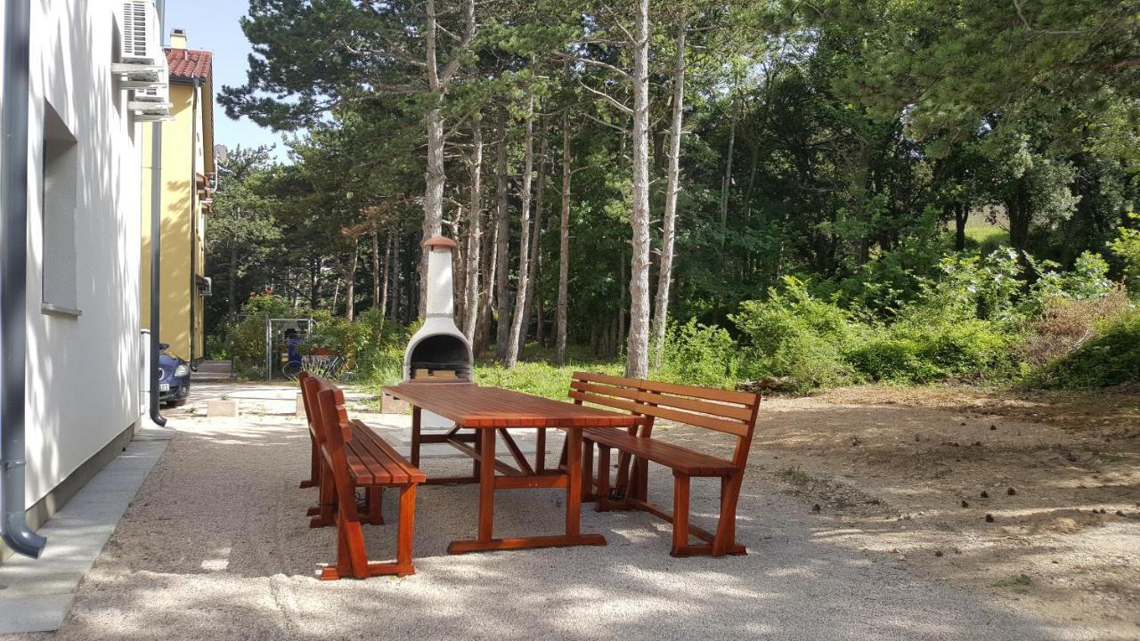 Studios Artemis Baška Εξωτερικό φωτογραφία