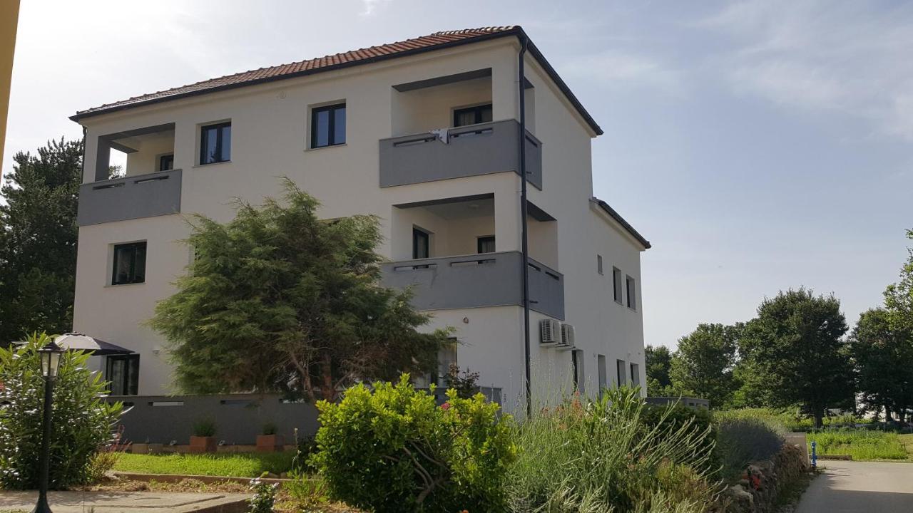 Studios Artemis Baška Εξωτερικό φωτογραφία